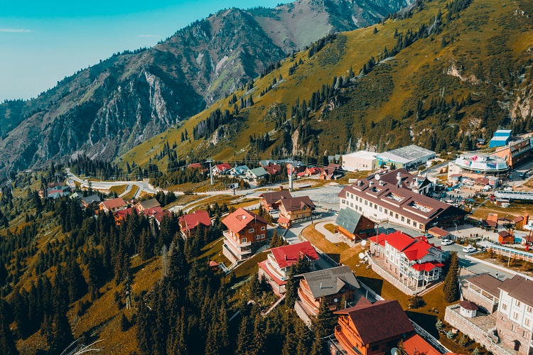 <p>Chimbulak ski resort, Almaty</p>
